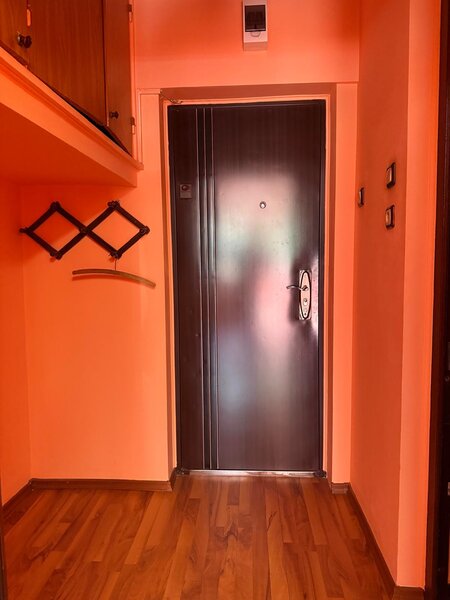 Dristor Garsoniera de vanzare - chiar la gura de metrou Dristor